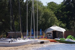 Lakeside Beach, La Rive